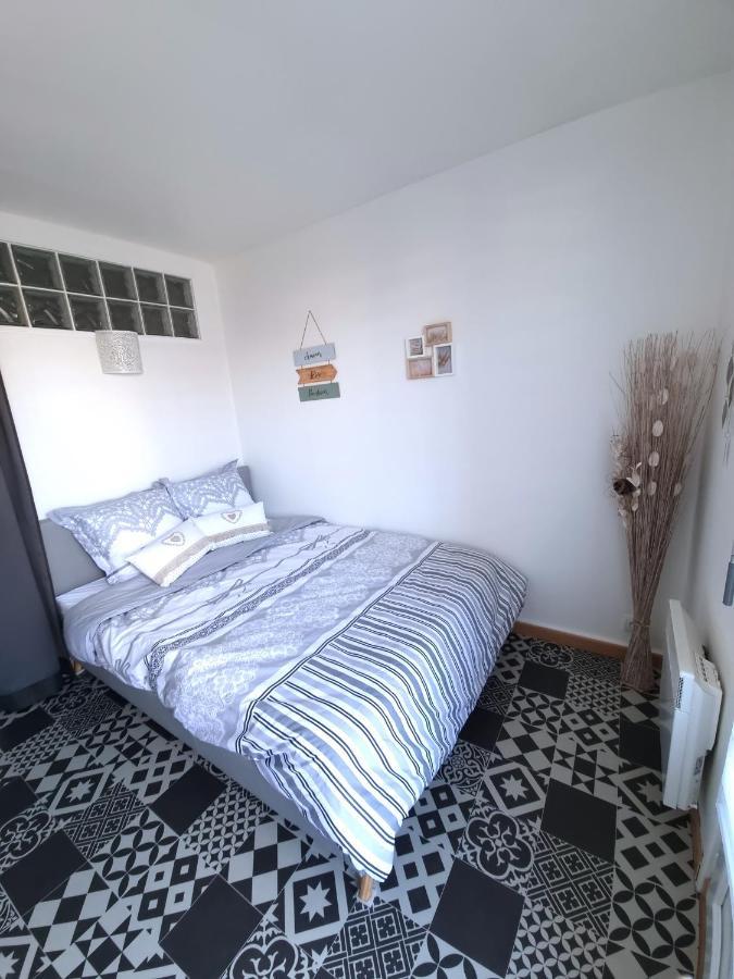 Appart Avec Terrasse Proche Plage - Classe 2 Etoiles Cucq Exteriör bild